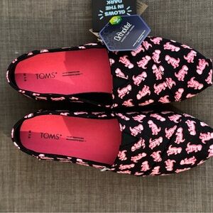 Toms Pink and Black Flats with Dinosaur Pattern